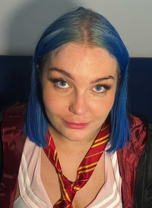 Follow Amelia Rae on CosplayXGirls