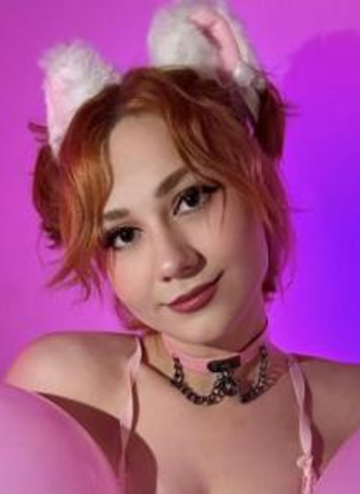 Follow Cat Wontherine on CosplayXGirls